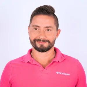 Łukasz Ptak Masażysta Tarn&oacute;w Specjalizuję się w: masaż klasyczny leczniczy masaż relaksacyjny masaż sportowy masaż tkanek głębokich drenaż limfatyczny drenaż limfatyczny